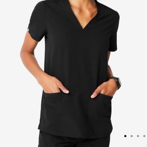 Figs black Casma scrub top
